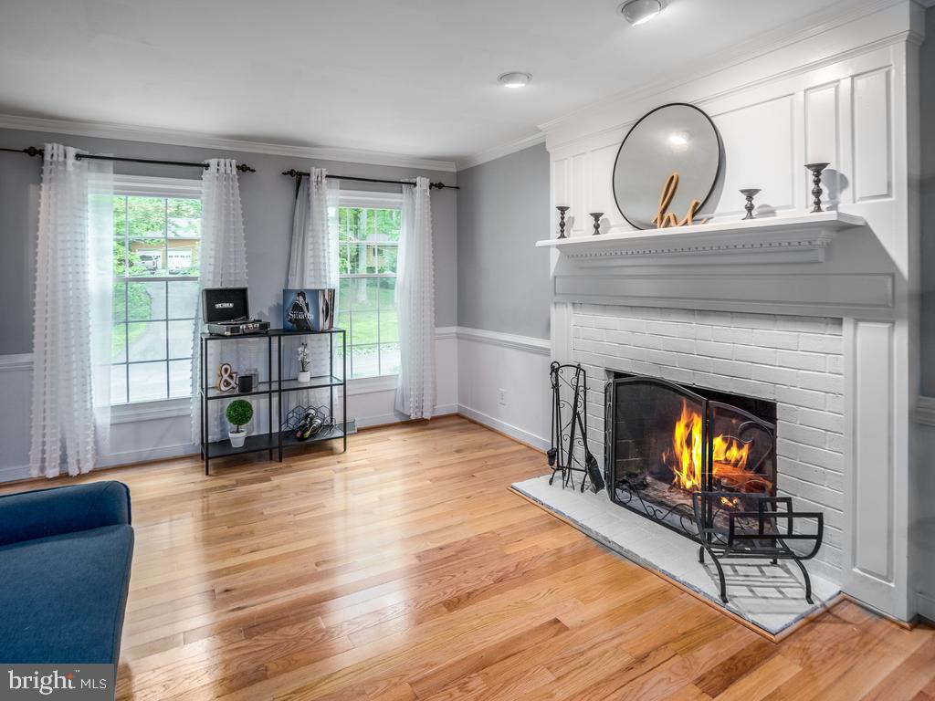1004 ENGLAND DR, STAFFORD, Virginia 22554, 5 Bedrooms Bedrooms, 15 Rooms Rooms,2 BathroomsBathrooms,Residential,For sale,1004 ENGLAND DR,VAST2038604 MLS # VAST2038604