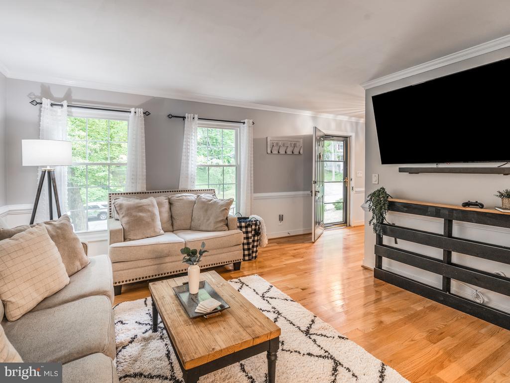 1004 ENGLAND DR, STAFFORD, Virginia 22554, 5 Bedrooms Bedrooms, 15 Rooms Rooms,2 BathroomsBathrooms,Residential,For sale,1004 ENGLAND DR,VAST2038604 MLS # VAST2038604