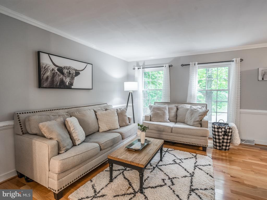 1004 ENGLAND DR, STAFFORD, Virginia 22554, 5 Bedrooms Bedrooms, 15 Rooms Rooms,2 BathroomsBathrooms,Residential,For sale,1004 ENGLAND DR,VAST2038604 MLS # VAST2038604