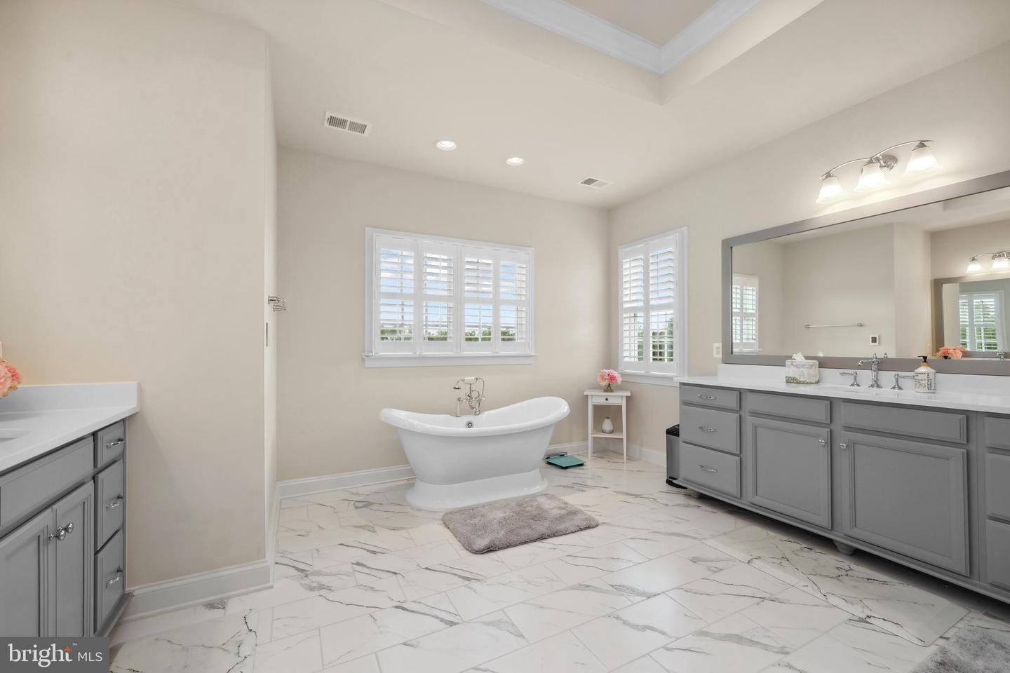 19027 TELEGRAPH SPRINGS RD, PURCELLVILLE, Virginia 20132, 6 Bedrooms Bedrooms, ,6 BathroomsBathrooms,Residential,For sale,19027 TELEGRAPH SPRINGS RD,VALO2095826 MLS # VALO2095826