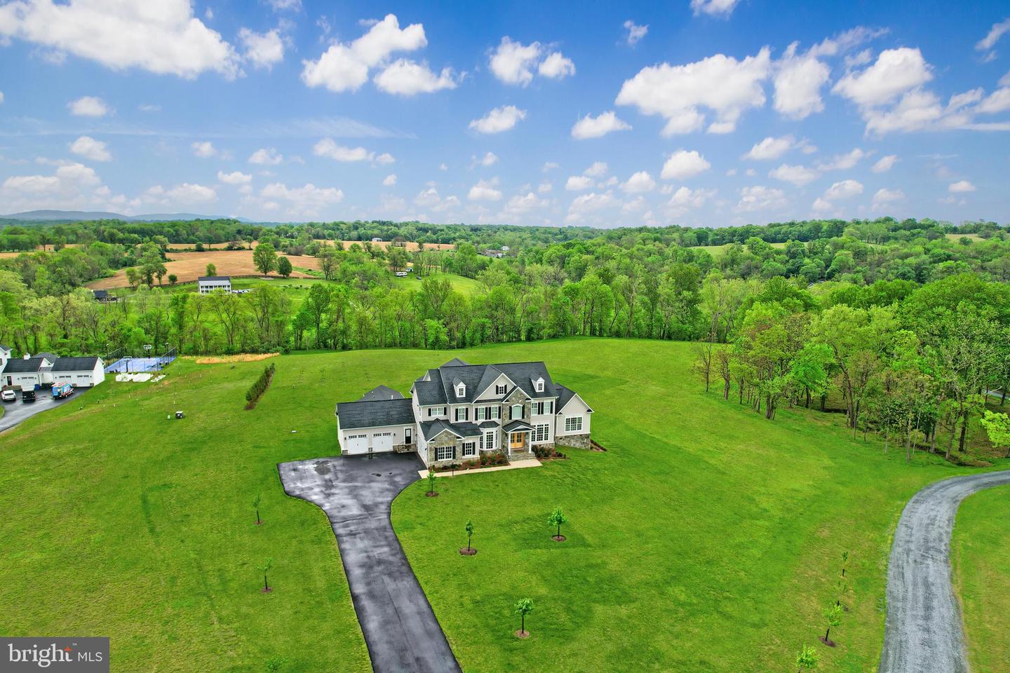 19027 TELEGRAPH SPRINGS RD, PURCELLVILLE, Virginia 20132, 6 Bedrooms Bedrooms, ,6 BathroomsBathrooms,Residential,For sale,19027 TELEGRAPH SPRINGS RD,VALO2095826 MLS # VALO2095826