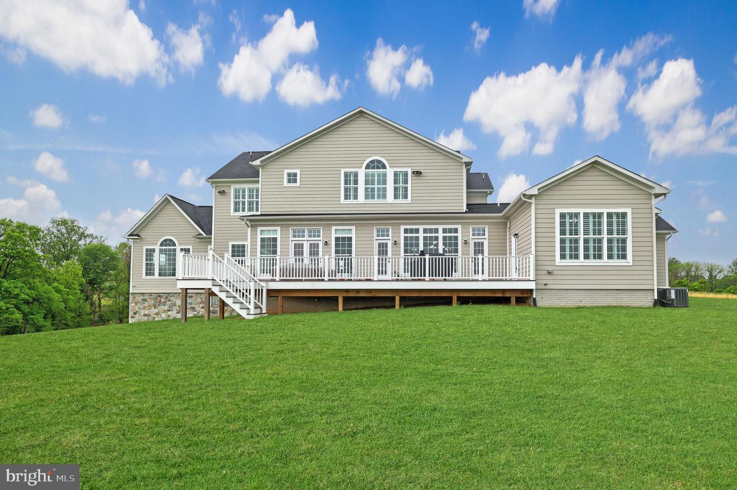 19027 TELEGRAPH SPRINGS RD, PURCELLVILLE, Virginia 20132, 6 Bedrooms Bedrooms, ,6 BathroomsBathrooms,Residential,For sale,19027 TELEGRAPH SPRINGS RD,VALO2095826 MLS # VALO2095826