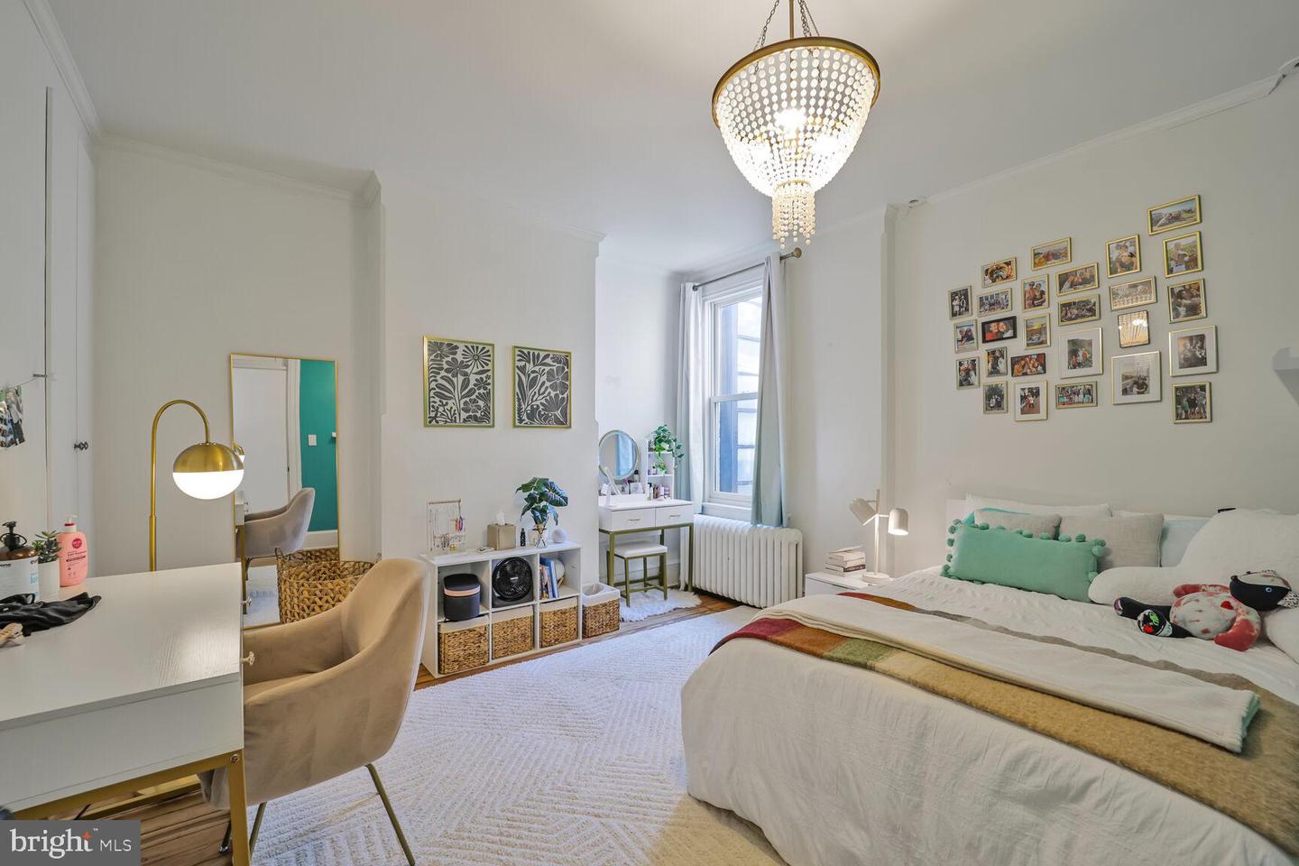 708 NORTH CAROLINA AVE SE, WASHINGTON, District Of Columbia 20003, 4 Bedrooms Bedrooms, ,3 BathroomsBathrooms,Residential,For sale,708 NORTH CAROLINA AVE SE,DCDC2199544 MLS # DCDC2199544