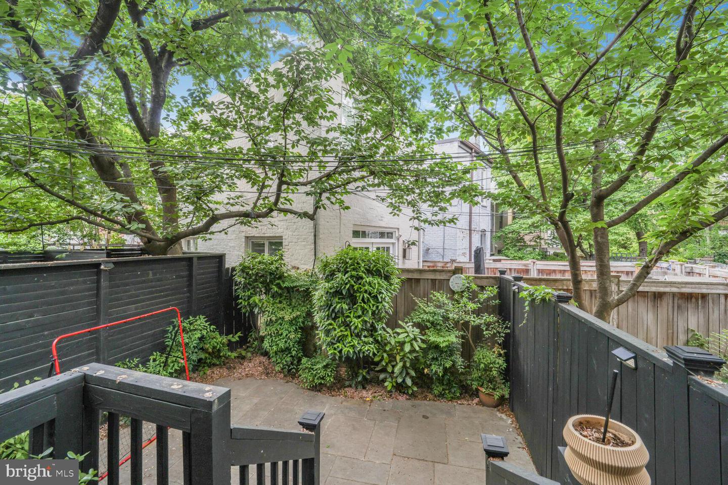 708 NORTH CAROLINA AVE SE, WASHINGTON, District Of Columbia 20003, 4 Bedrooms Bedrooms, ,3 BathroomsBathrooms,Residential,For sale,708 NORTH CAROLINA AVE SE,DCDC2199544 MLS # DCDC2199544