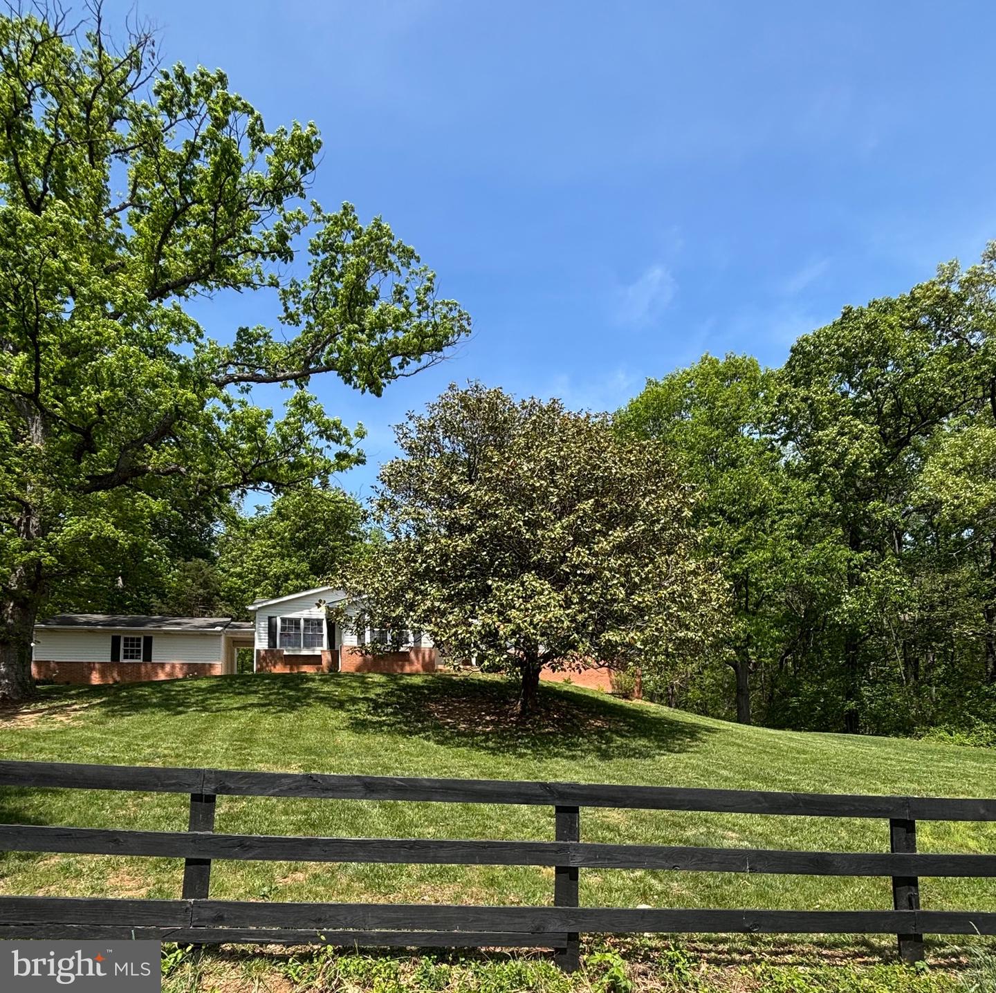 5084 FAIRVIEW LN, BROAD RUN, Virginia 20137, 3 Bedrooms Bedrooms, 8 Rooms Rooms,3 BathroomsBathrooms,Residential,For sale,5084 FAIRVIEW LN,VAFQ2016538 MLS # VAFQ2016538