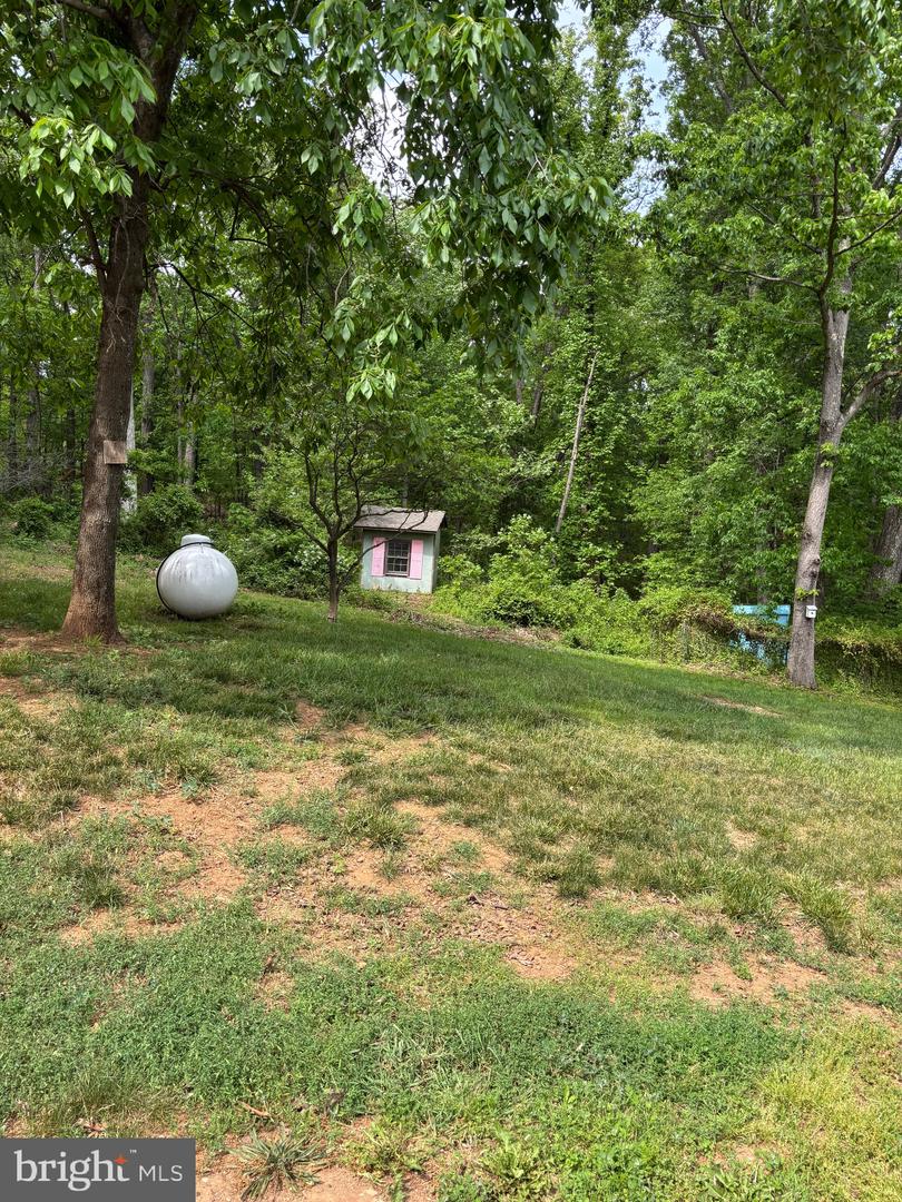 5084 FAIRVIEW LN, BROAD RUN, Virginia 20137, 3 Bedrooms Bedrooms, 8 Rooms Rooms,3 BathroomsBathrooms,Residential,For sale,5084 FAIRVIEW LN,VAFQ2016538 MLS # VAFQ2016538
