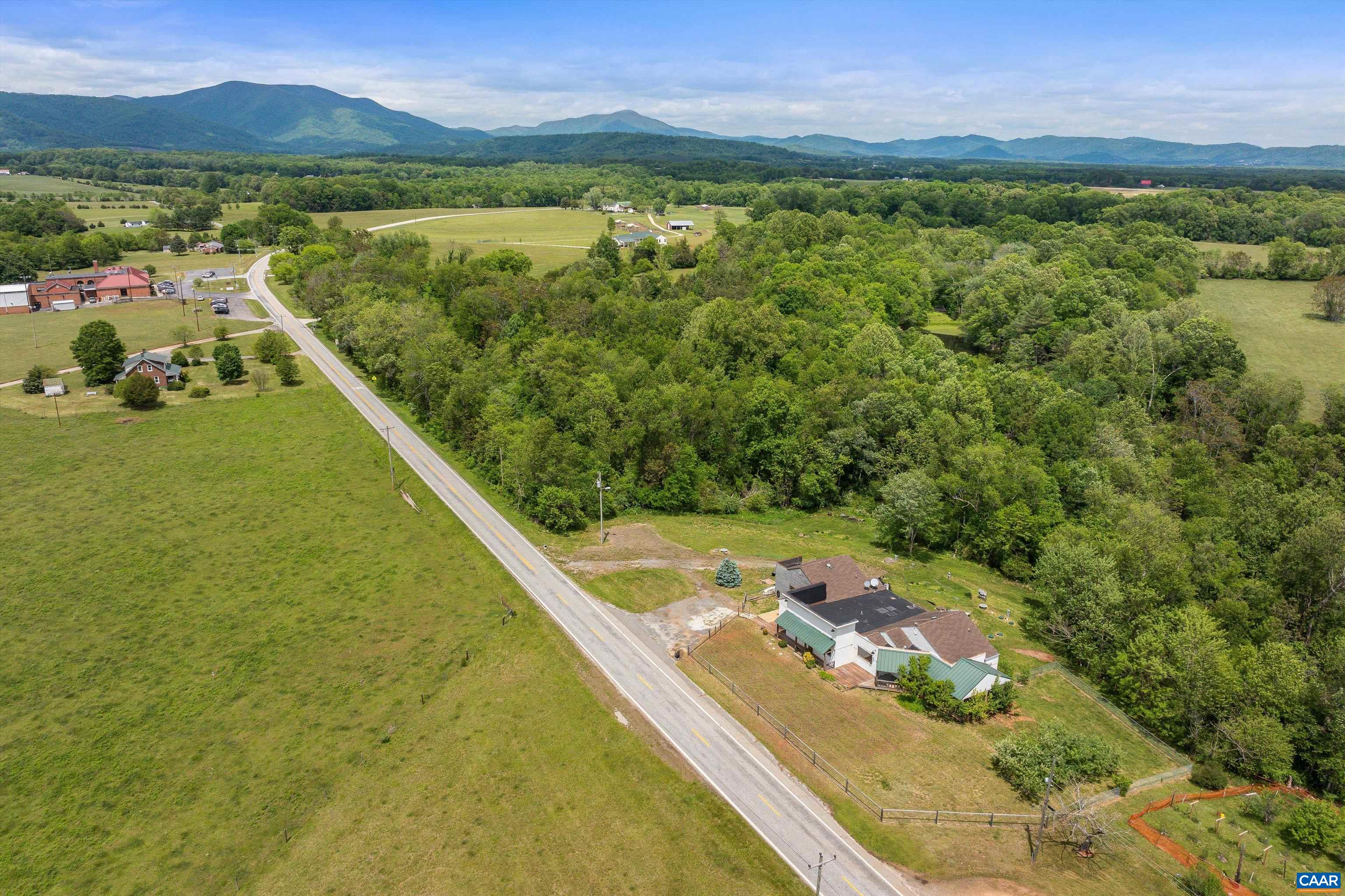 1900 LOWESVILLE RD, AMHERST, Virginia 24521, 3 Bedrooms Bedrooms, ,3 BathroomsBathrooms,Residential,1900 LOWESVILLE RD,664637 MLS # 664637