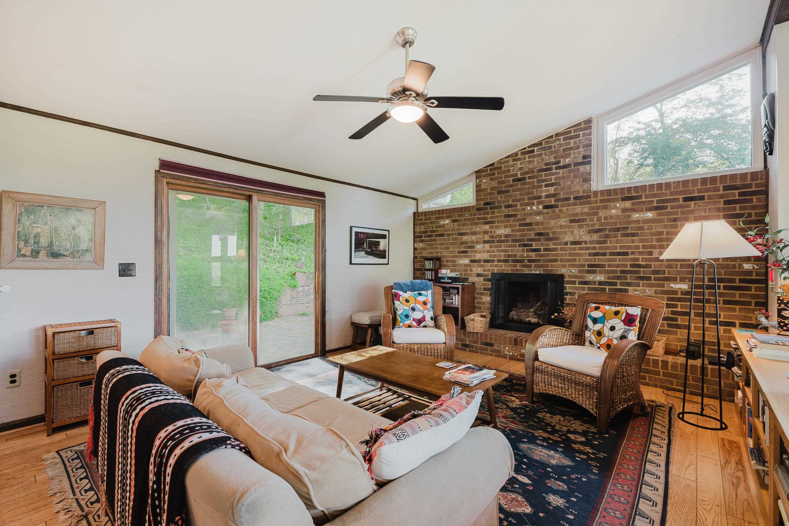 1227 WOODCREST CIR, HARRISONBURG, Virginia 22801, 4 Bedrooms Bedrooms, ,3 BathroomsBathrooms,Residential,1227 WOODCREST CIR,664642 MLS # 664642