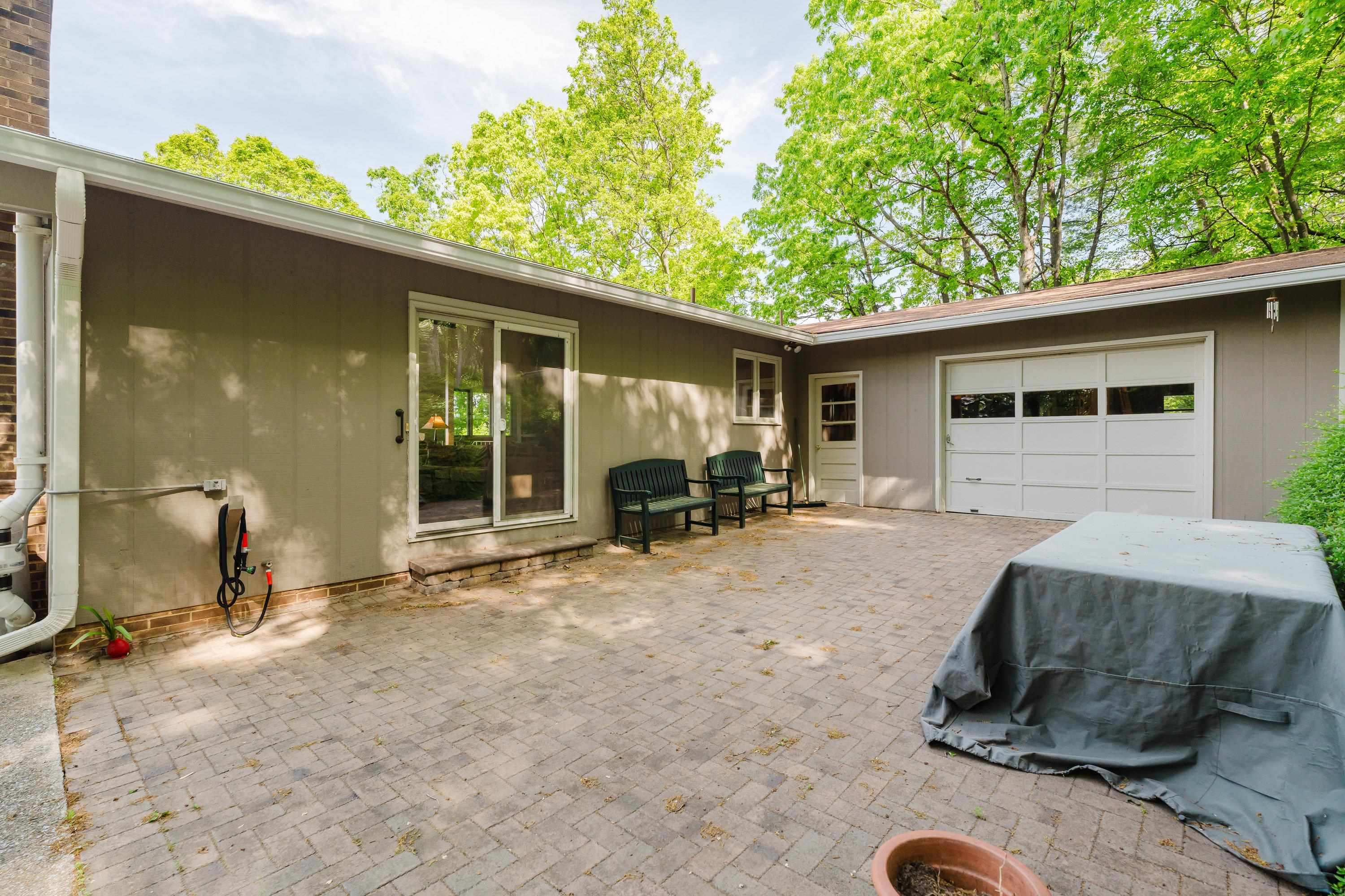 1227 WOODCREST CIR, HARRISONBURG, Virginia 22801, 4 Bedrooms Bedrooms, ,3 BathroomsBathrooms,Residential,1227 WOODCREST CIR,664642 MLS # 664642