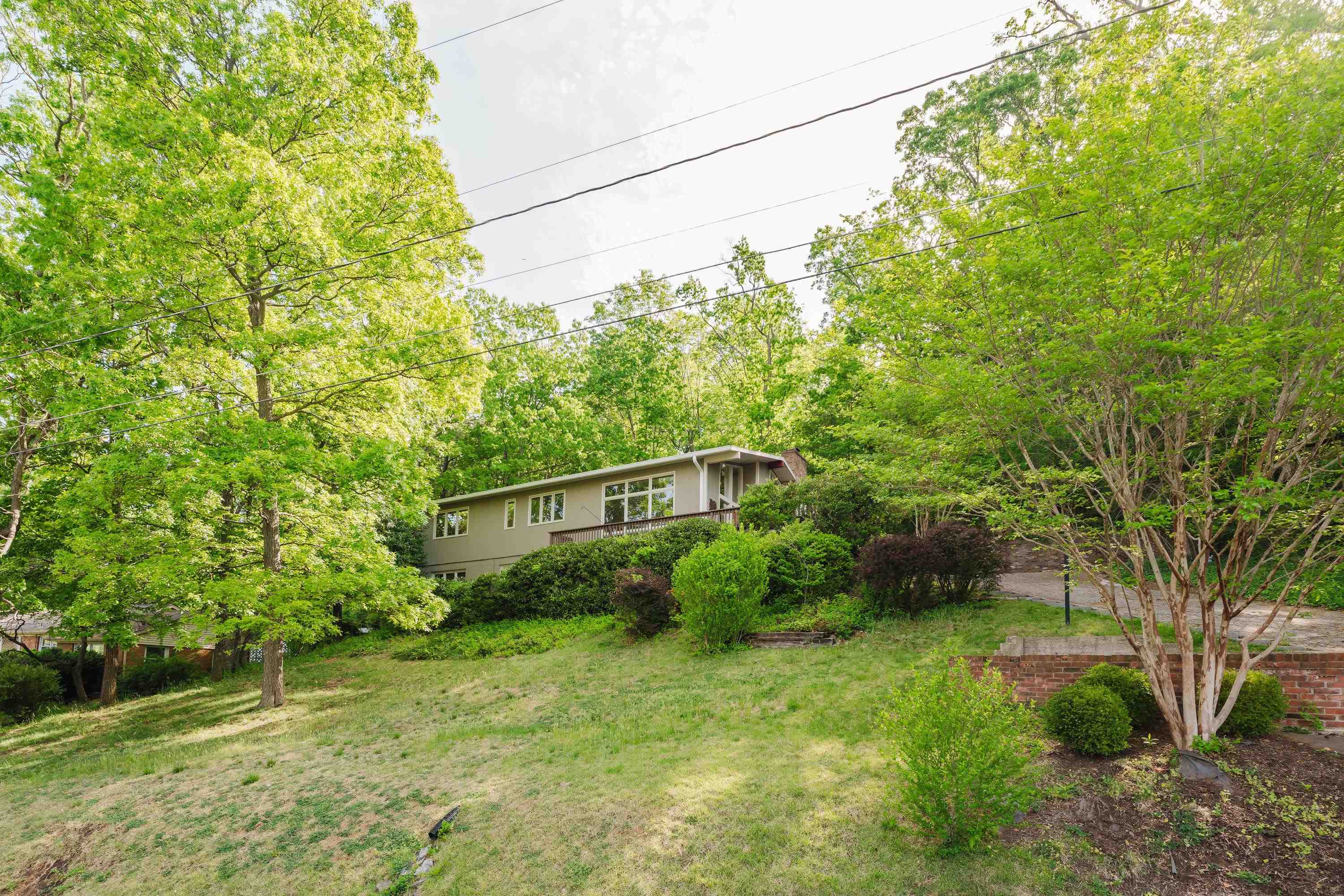 1227 WOODCREST CIR, HARRISONBURG, Virginia 22801, 4 Bedrooms Bedrooms, ,3 BathroomsBathrooms,Residential,1227 WOODCREST CIR,664642 MLS # 664642