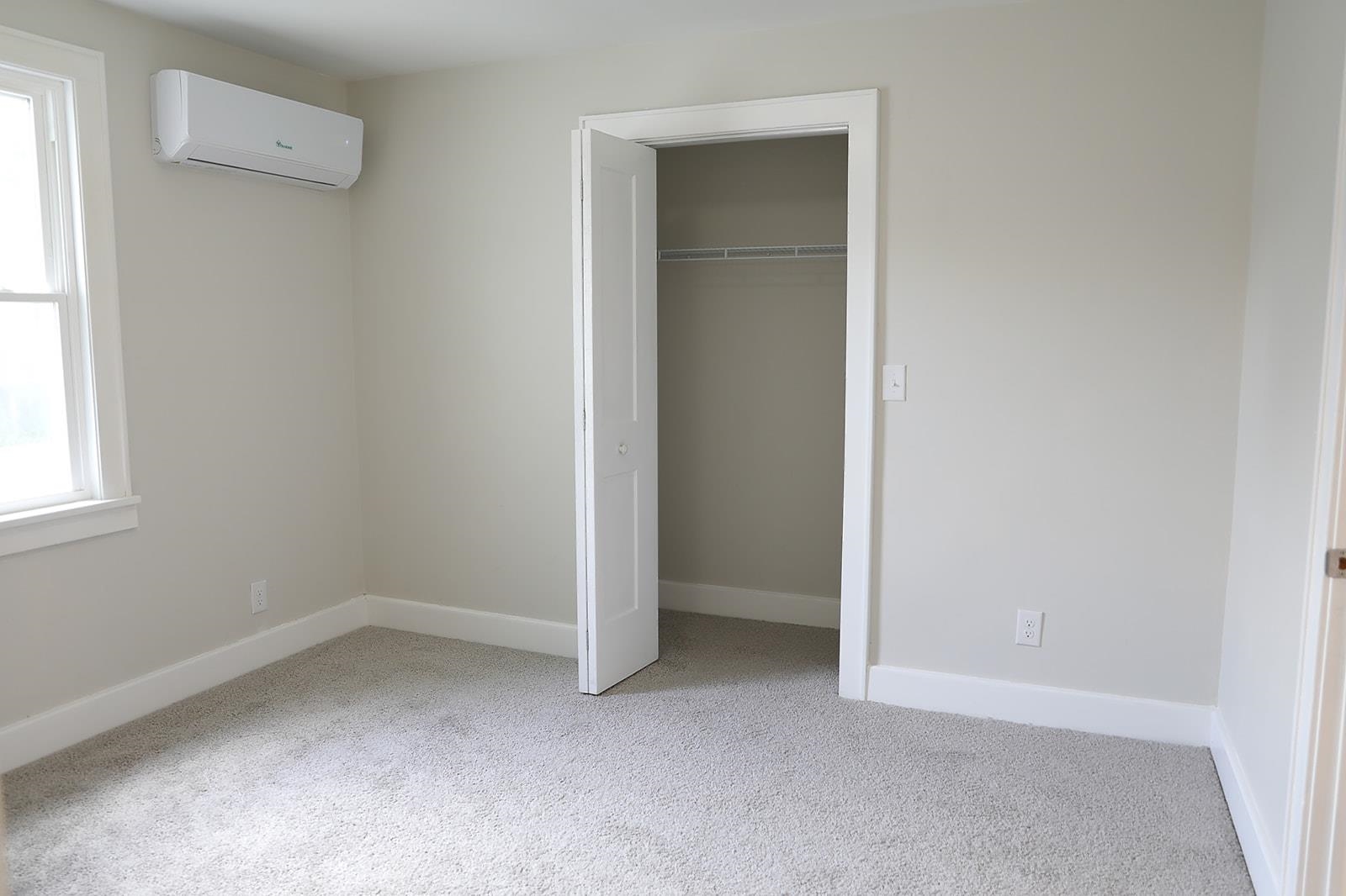 654 N AUGUSTA ST, WAYNESBORO, Virginia 22980, 3 Bedrooms Bedrooms, ,2 BathroomsBathrooms,Residential,654 N AUGUSTA ST,664645 MLS # 664645