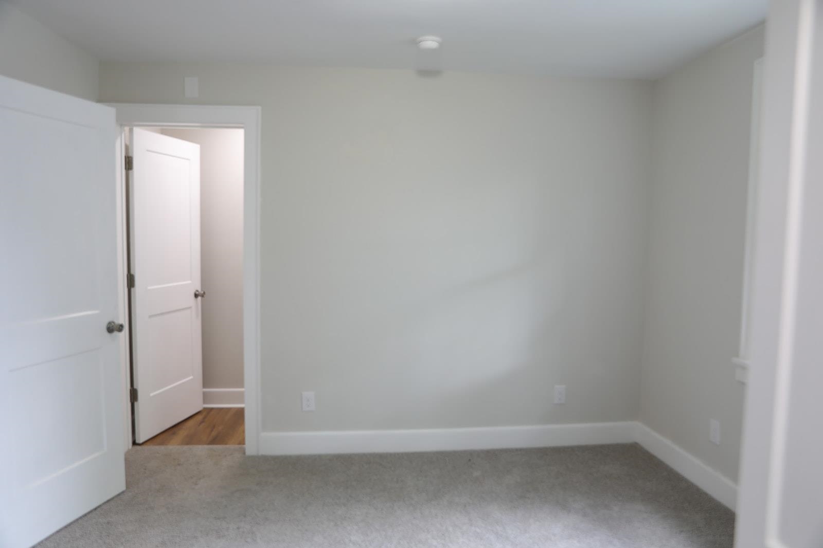 654 N AUGUSTA ST, WAYNESBORO, Virginia 22980, 3 Bedrooms Bedrooms, ,2 BathroomsBathrooms,Residential,654 N AUGUSTA ST,664645 MLS # 664645