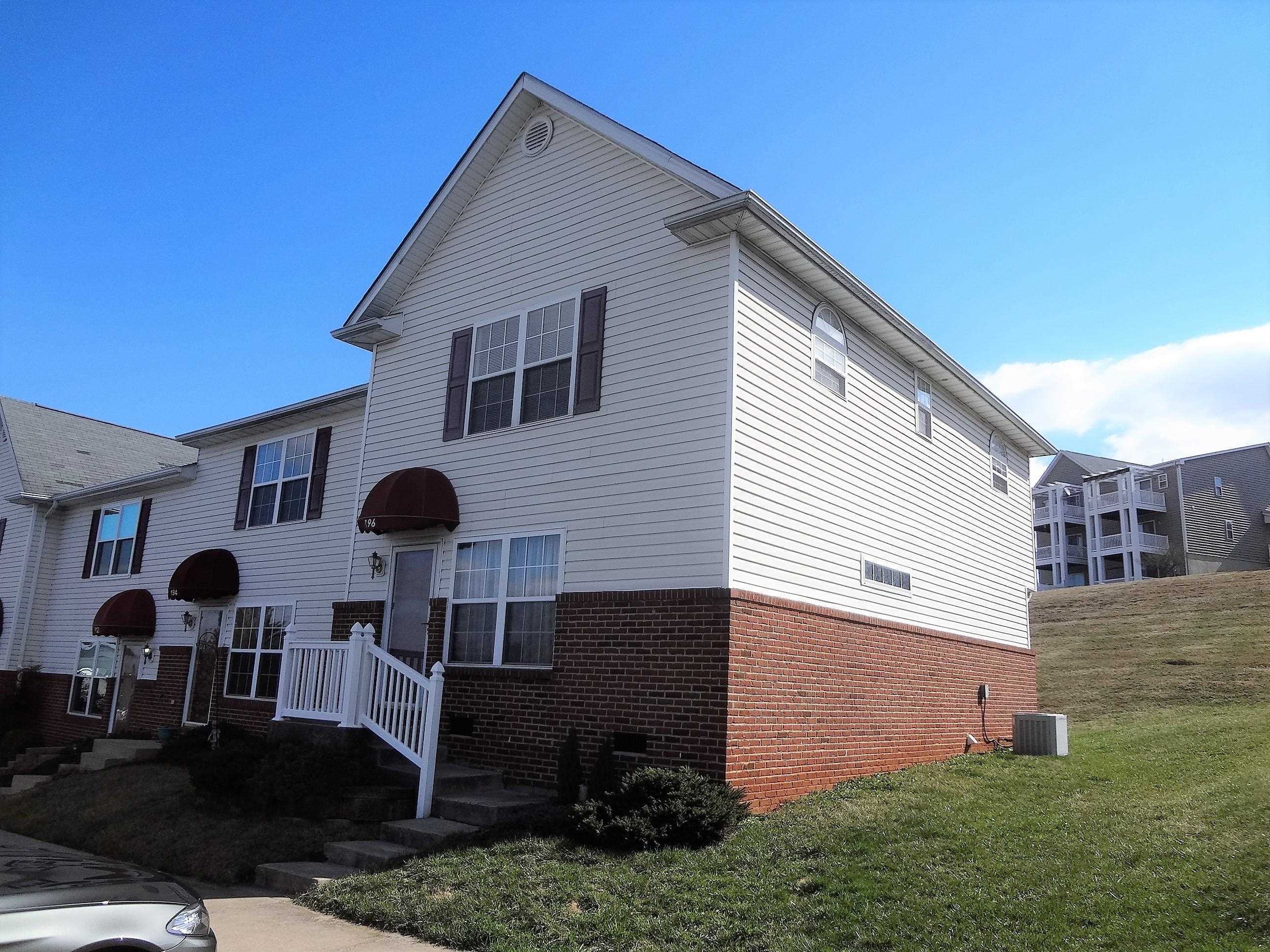 196 EMERSON LN, HARRISONBURG, Virginia 22801, 2 Bedrooms Bedrooms, ,2 BathroomsBathrooms,Residential,196 EMERSON LN,664646 MLS # 664646