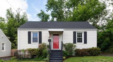 919 ALTAVISTA AVE, CHARLOTTESVILLE, Virginia 22902, 2 Bedrooms Bedrooms, ,1 BathroomBathrooms,Residential,919 ALTAVISTA AVE,664649 MLS # 664649
