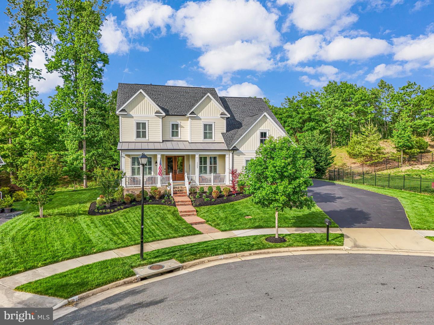 17063 BELLE ISLE DR, DUMFRIES, Virginia 22026, 5 Bedrooms Bedrooms, ,4 BathroomsBathrooms,Residential,For sale,17063 BELLE ISLE DR,VAPW2094246 MLS # VAPW2094246