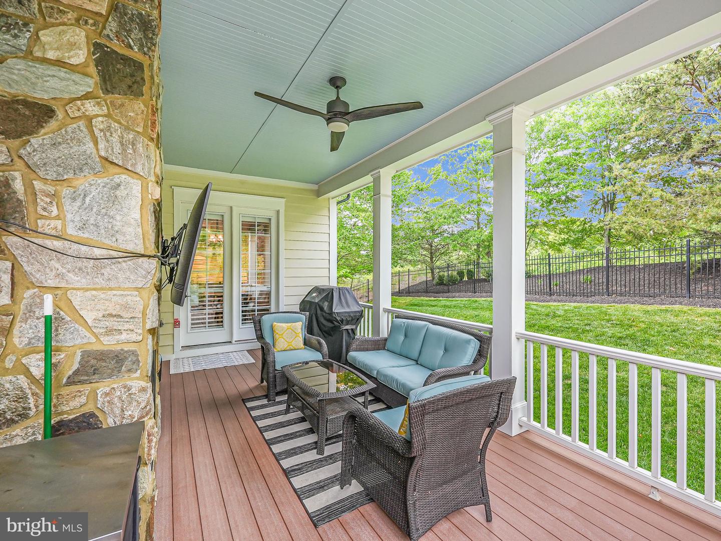 17063 BELLE ISLE DR, DUMFRIES, Virginia 22026, 5 Bedrooms Bedrooms, ,4 BathroomsBathrooms,Residential,For sale,17063 BELLE ISLE DR,VAPW2094246 MLS # VAPW2094246