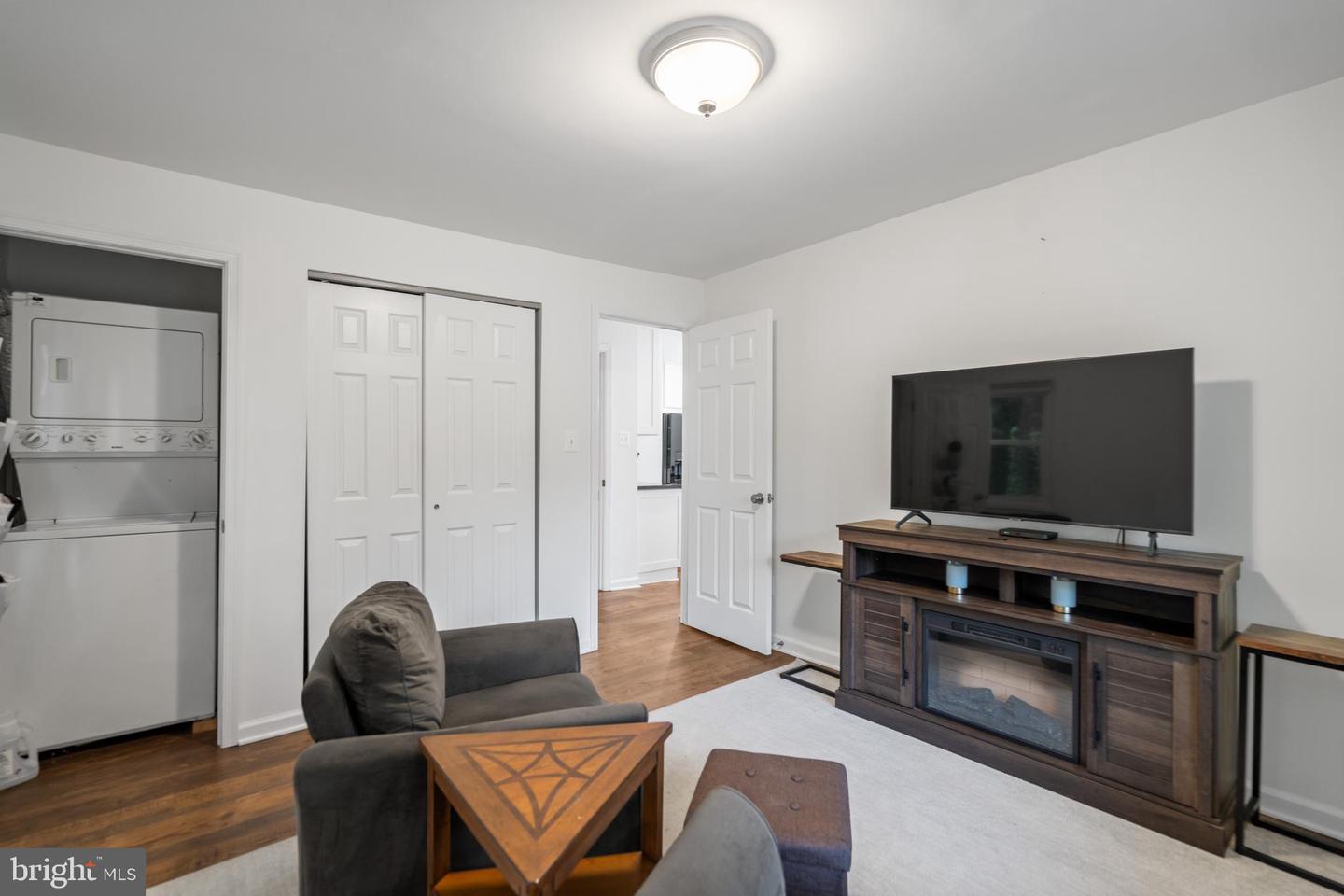 6703 PORTREE CT, SPRINGFIELD, Virginia 22152, 5 Bedrooms Bedrooms, 15 Rooms Rooms,3 BathroomsBathrooms,Residential,For sale,6703 PORTREE CT,VAFX2239452 MLS # VAFX2239452
