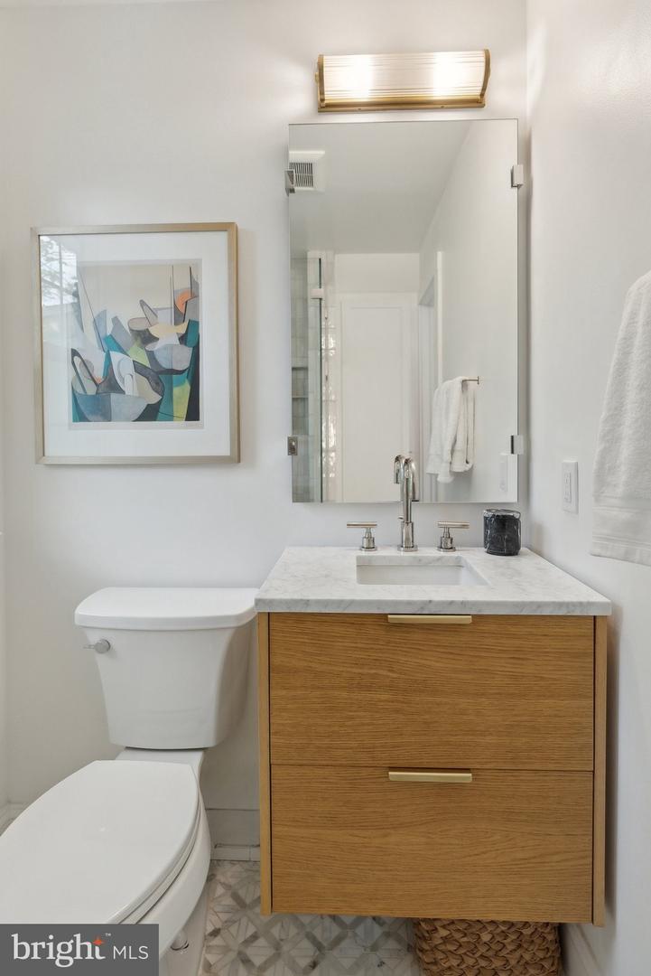 4853 LITTLE FALLS RD, ARLINGTON, Virginia 22207, 3 Bedrooms Bedrooms, ,3 BathroomsBathrooms,Residential,For sale,4853 LITTLE FALLS RD,VAAR2057228 MLS # VAAR2057228
