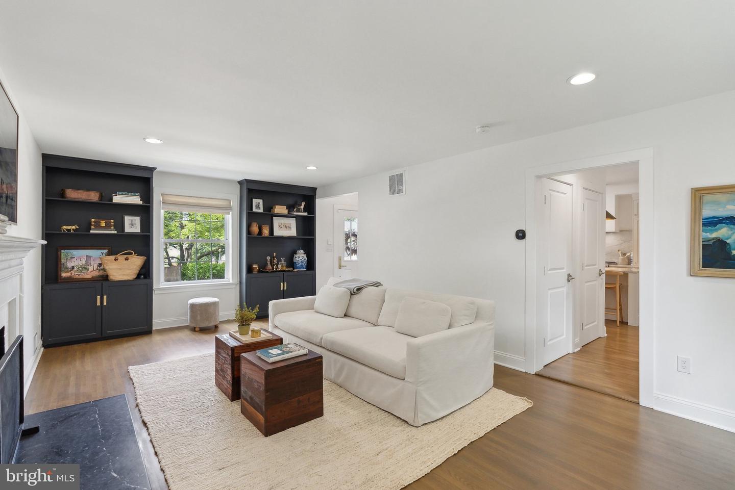 4853 LITTLE FALLS RD, ARLINGTON, Virginia 22207, 3 Bedrooms Bedrooms, ,3 BathroomsBathrooms,Residential,For sale,4853 LITTLE FALLS RD,VAAR2057228 MLS # VAAR2057228