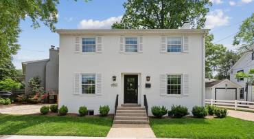4853 LITTLE FALLS RD, ARLINGTON, Virginia 22207, 3 Bedrooms Bedrooms, ,3 BathroomsBathrooms,Residential,For sale,4853 LITTLE FALLS RD,VAAR2057228 MLS # VAAR2057228