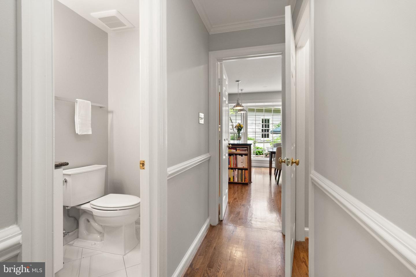 1715 N EDGEWOOD ST, ARLINGTON, Virginia 22201, 4 Bedrooms Bedrooms, ,3 BathroomsBathrooms,Residential,For sale,1715 N EDGEWOOD ST,VAAR2057232 MLS # VAAR2057232