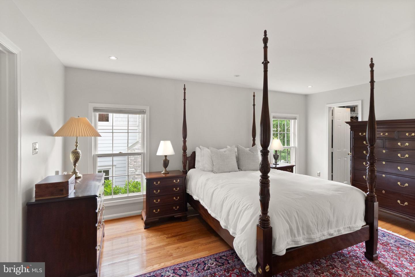 1715 N EDGEWOOD ST, ARLINGTON, Virginia 22201, 4 Bedrooms Bedrooms, ,3 BathroomsBathrooms,Residential,For sale,1715 N EDGEWOOD ST,VAAR2057232 MLS # VAAR2057232