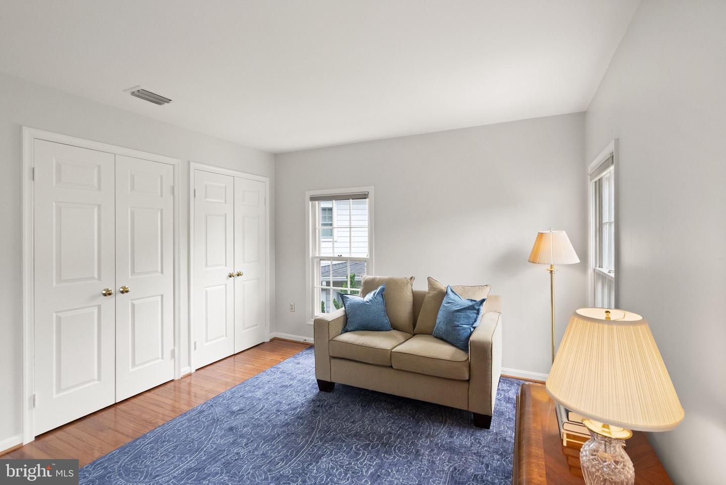 1715 N EDGEWOOD ST, ARLINGTON, Virginia 22201, 4 Bedrooms Bedrooms, ,3 BathroomsBathrooms,Residential,For sale,1715 N EDGEWOOD ST,VAAR2057232 MLS # VAAR2057232