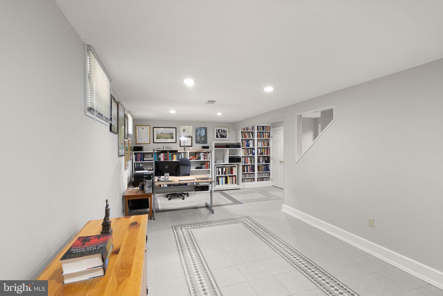 1715 N EDGEWOOD ST, ARLINGTON, Virginia 22201, 4 Bedrooms Bedrooms, ,3 BathroomsBathrooms,Residential,For sale,1715 N EDGEWOOD ST,VAAR2057232 MLS # VAAR2057232