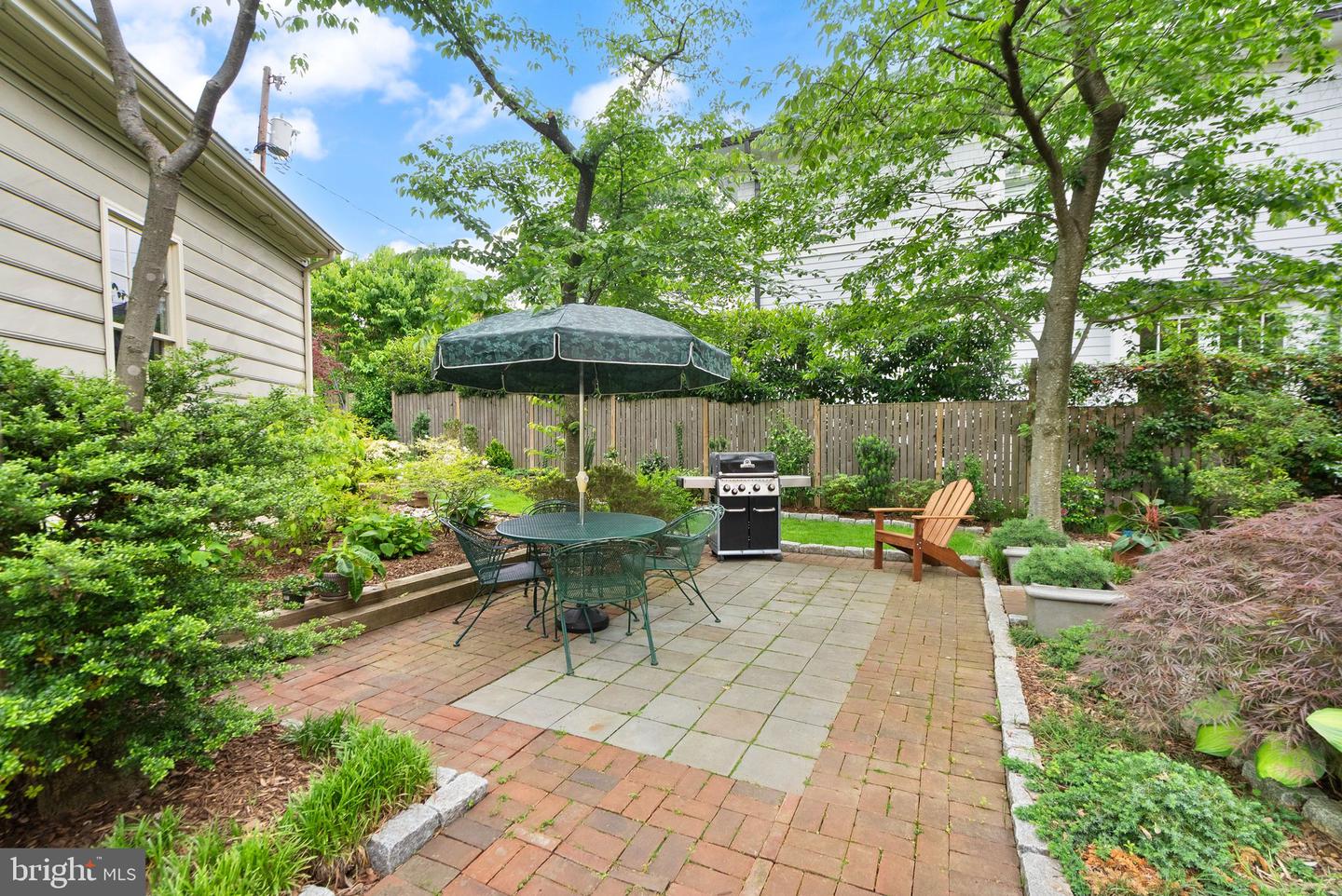 1715 N EDGEWOOD ST, ARLINGTON, Virginia 22201, 4 Bedrooms Bedrooms, ,3 BathroomsBathrooms,Residential,For sale,1715 N EDGEWOOD ST,VAAR2057232 MLS # VAAR2057232