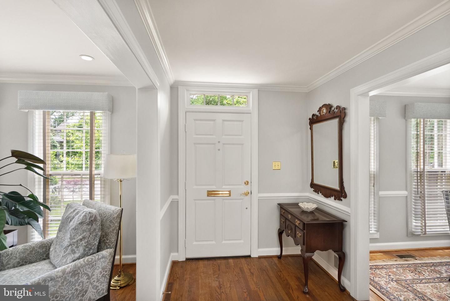 1715 N EDGEWOOD ST, ARLINGTON, Virginia 22201, 4 Bedrooms Bedrooms, ,3 BathroomsBathrooms,Residential,For sale,1715 N EDGEWOOD ST,VAAR2057232 MLS # VAAR2057232