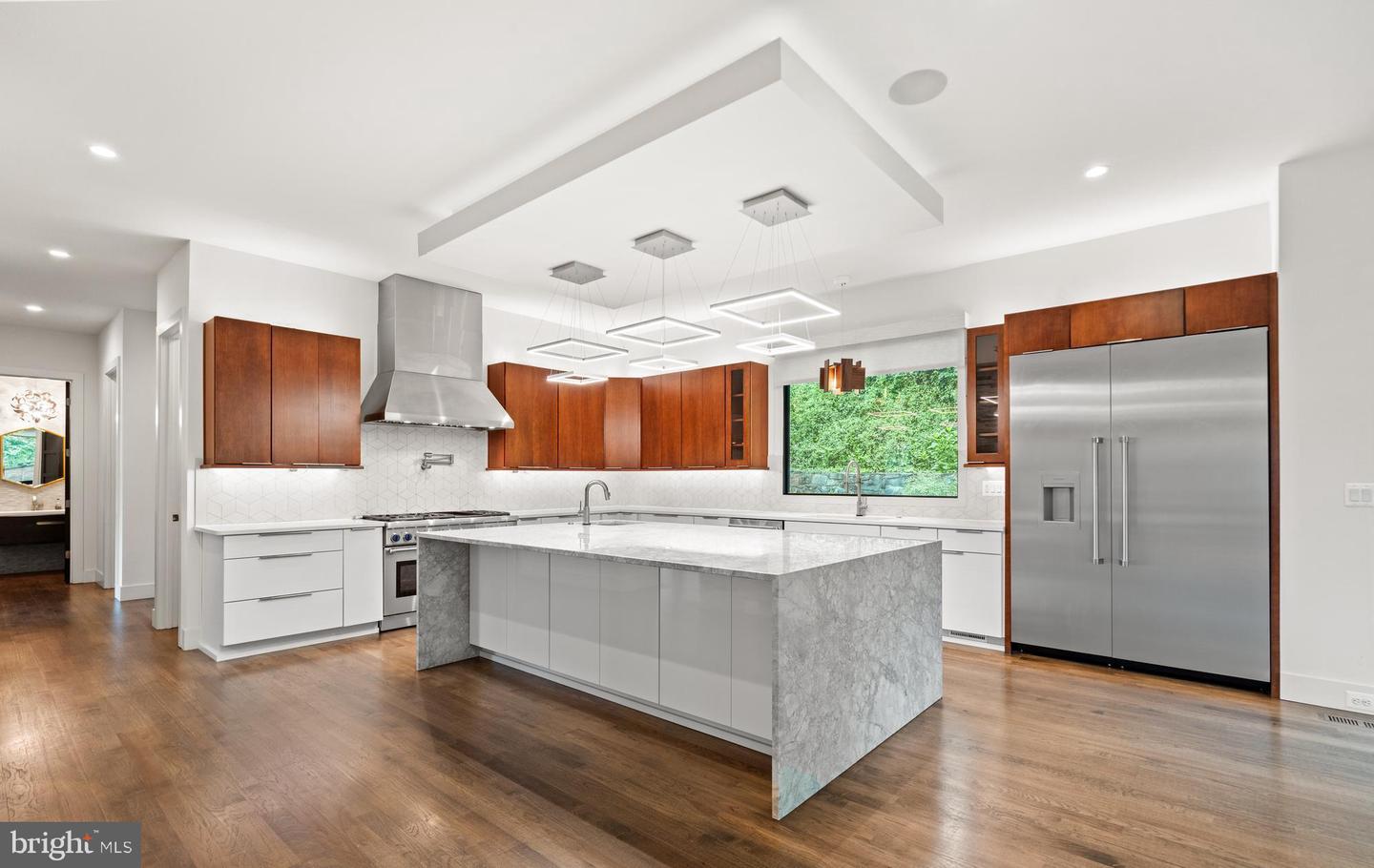 3546 N UTAH ST, ARLINGTON, Virginia 22207, 5 Bedrooms Bedrooms, ,4 BathroomsBathrooms,Residential,For sale,3546 N UTAH ST,VAAR2057244 MLS # VAAR2057244