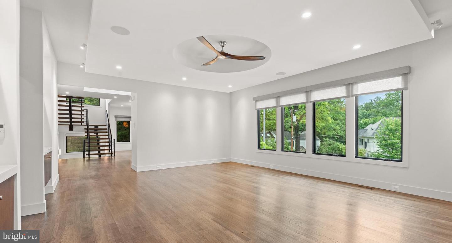 3546 N UTAH ST, ARLINGTON, Virginia 22207, 5 Bedrooms Bedrooms, ,4 BathroomsBathrooms,Residential,For sale,3546 N UTAH ST,VAAR2057244 MLS # VAAR2057244