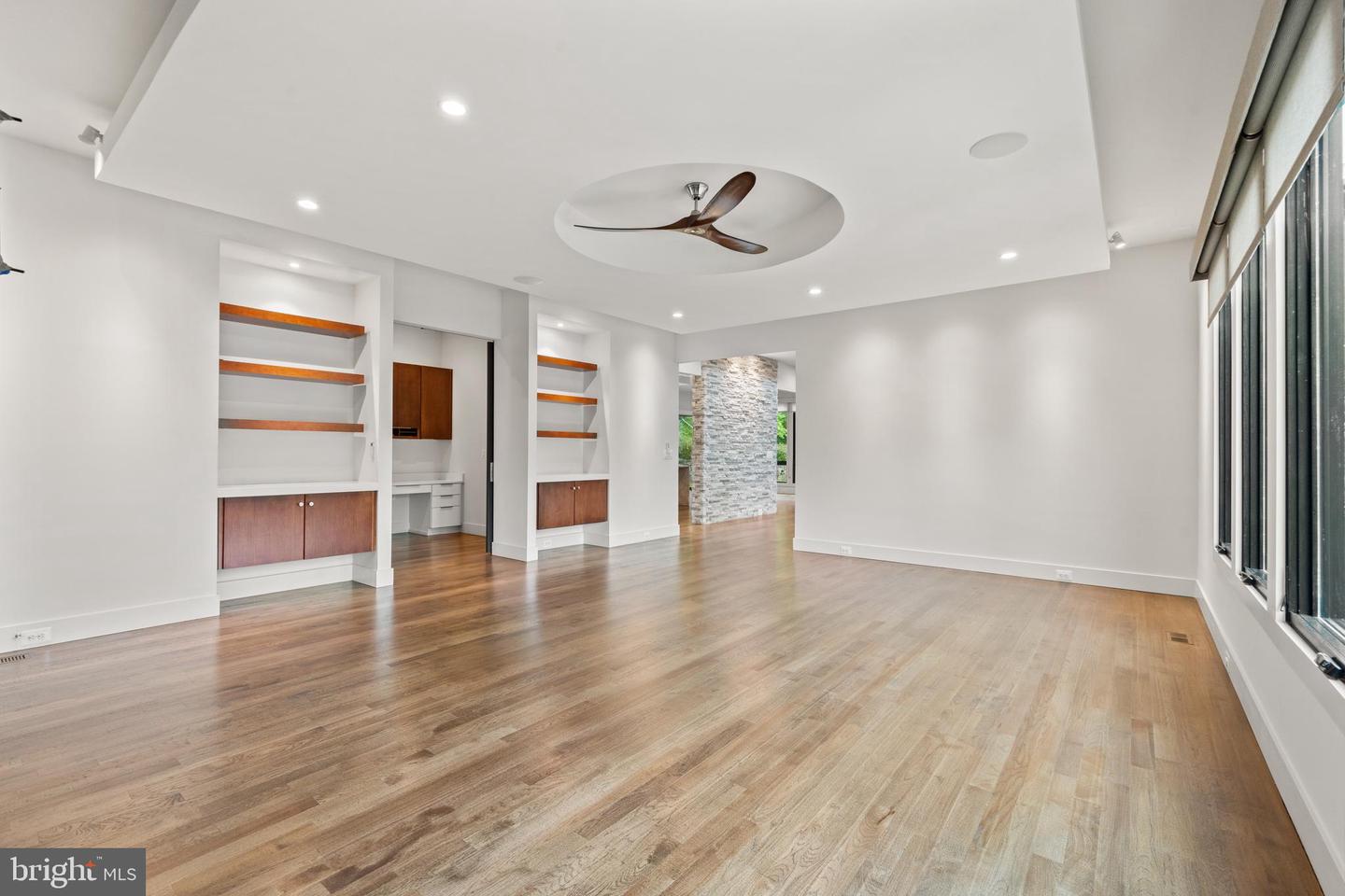 3546 N UTAH ST, ARLINGTON, Virginia 22207, 5 Bedrooms Bedrooms, ,4 BathroomsBathrooms,Residential,For sale,3546 N UTAH ST,VAAR2057244 MLS # VAAR2057244