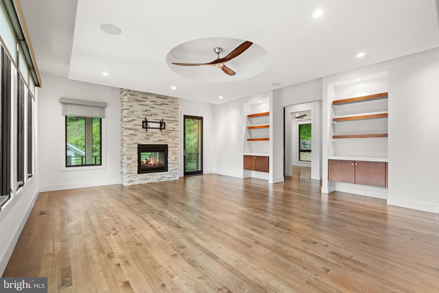 3546 N UTAH ST, ARLINGTON, Virginia 22207, 5 Bedrooms Bedrooms, ,4 BathroomsBathrooms,Residential,For sale,3546 N UTAH ST,VAAR2057244 MLS # VAAR2057244