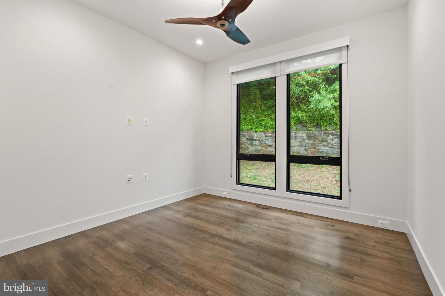 3546 N UTAH ST, ARLINGTON, Virginia 22207, 5 Bedrooms Bedrooms, ,4 BathroomsBathrooms,Residential,For sale,3546 N UTAH ST,VAAR2057244 MLS # VAAR2057244
