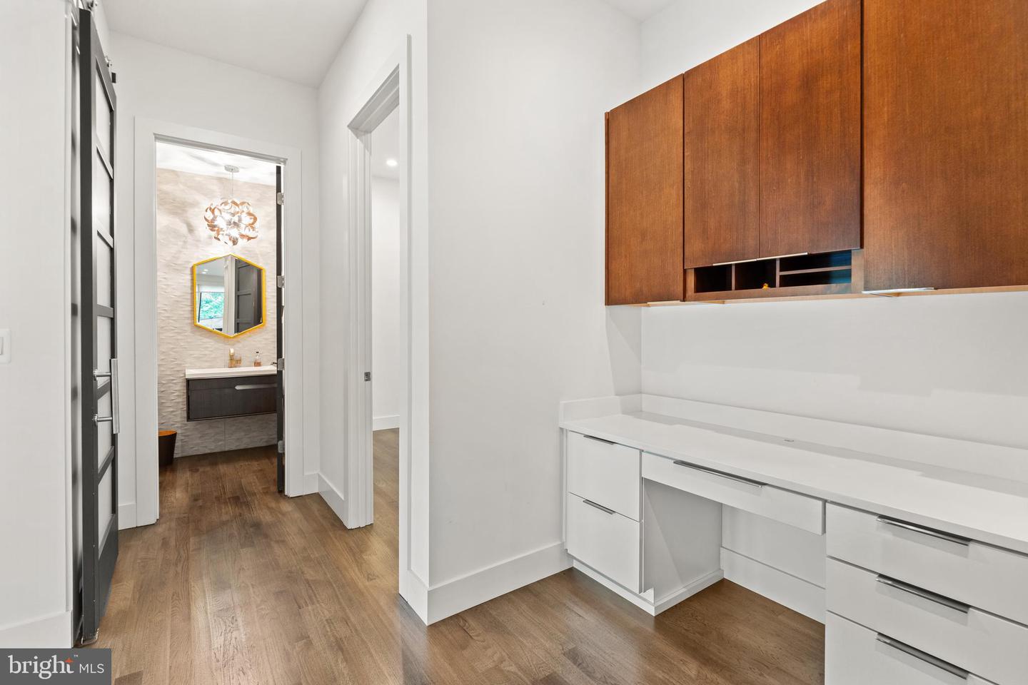 3546 N UTAH ST, ARLINGTON, Virginia 22207, 5 Bedrooms Bedrooms, ,4 BathroomsBathrooms,Residential,For sale,3546 N UTAH ST,VAAR2057244 MLS # VAAR2057244