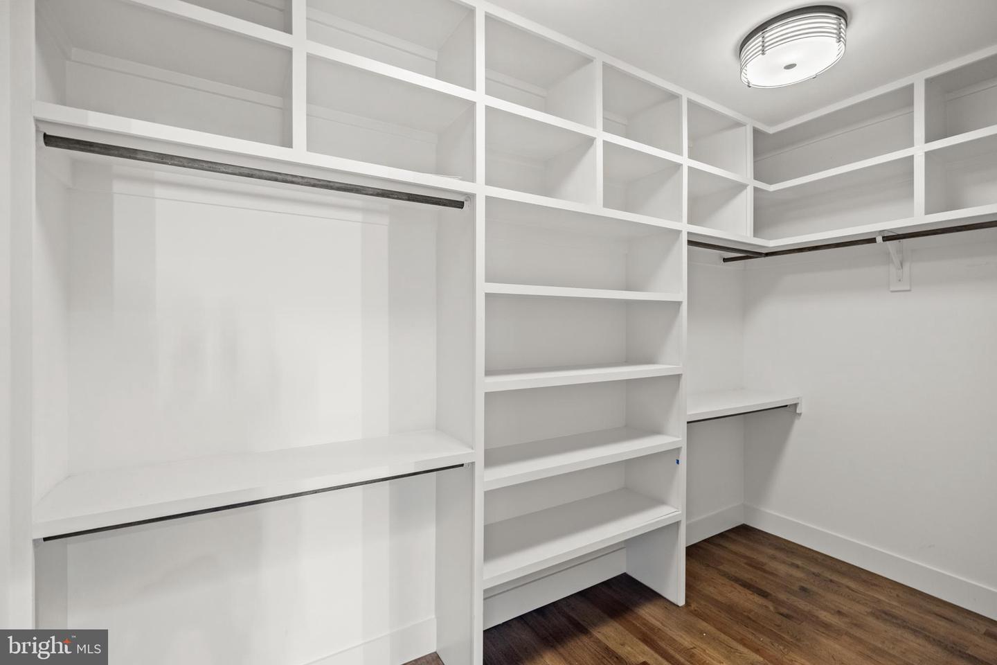 3546 N UTAH ST, ARLINGTON, Virginia 22207, 5 Bedrooms Bedrooms, ,4 BathroomsBathrooms,Residential,For sale,3546 N UTAH ST,VAAR2057244 MLS # VAAR2057244