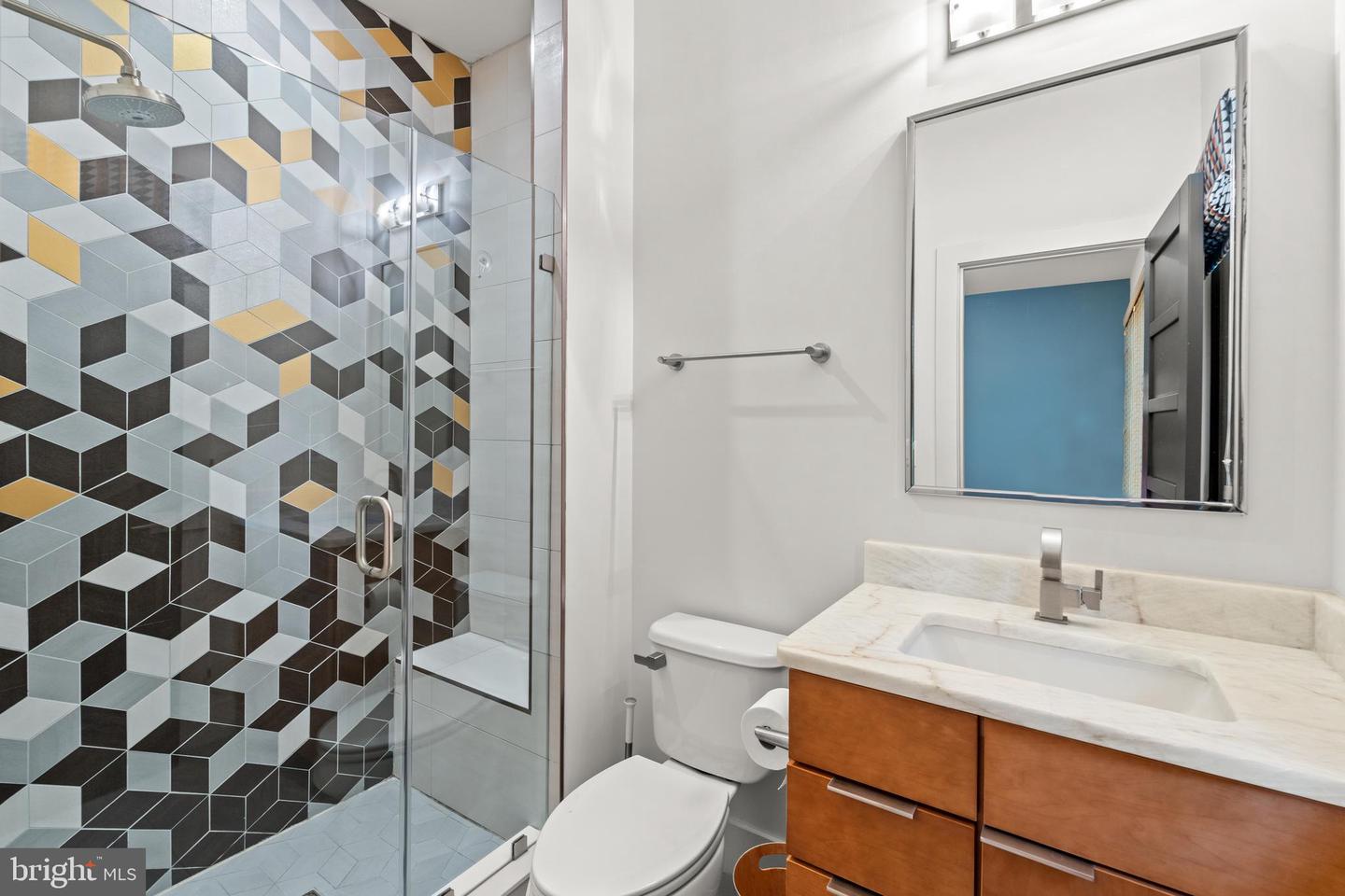 3546 N UTAH ST, ARLINGTON, Virginia 22207, 5 Bedrooms Bedrooms, ,4 BathroomsBathrooms,Residential,For sale,3546 N UTAH ST,VAAR2057244 MLS # VAAR2057244