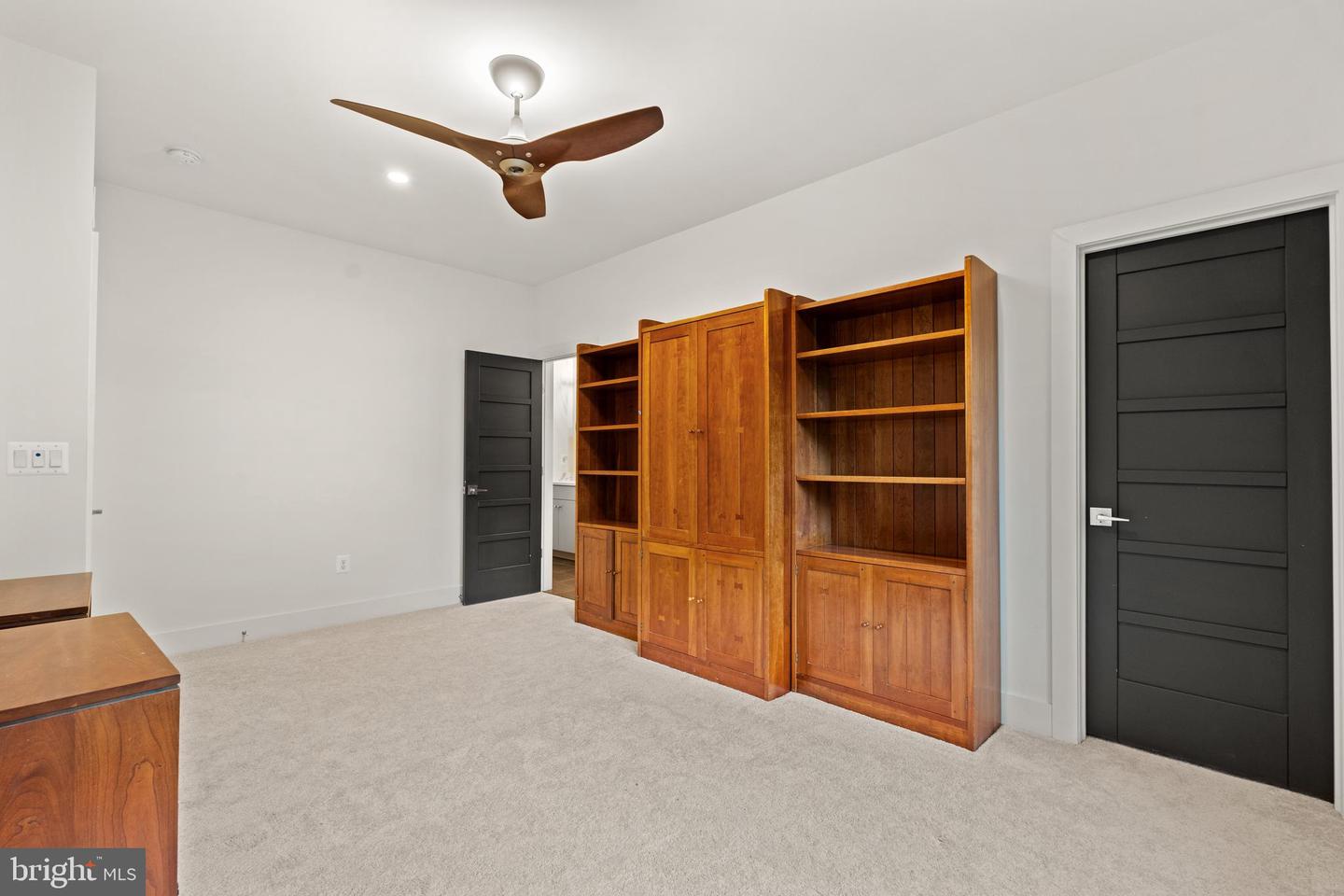 3546 N UTAH ST, ARLINGTON, Virginia 22207, 5 Bedrooms Bedrooms, ,4 BathroomsBathrooms,Residential,For sale,3546 N UTAH ST,VAAR2057244 MLS # VAAR2057244