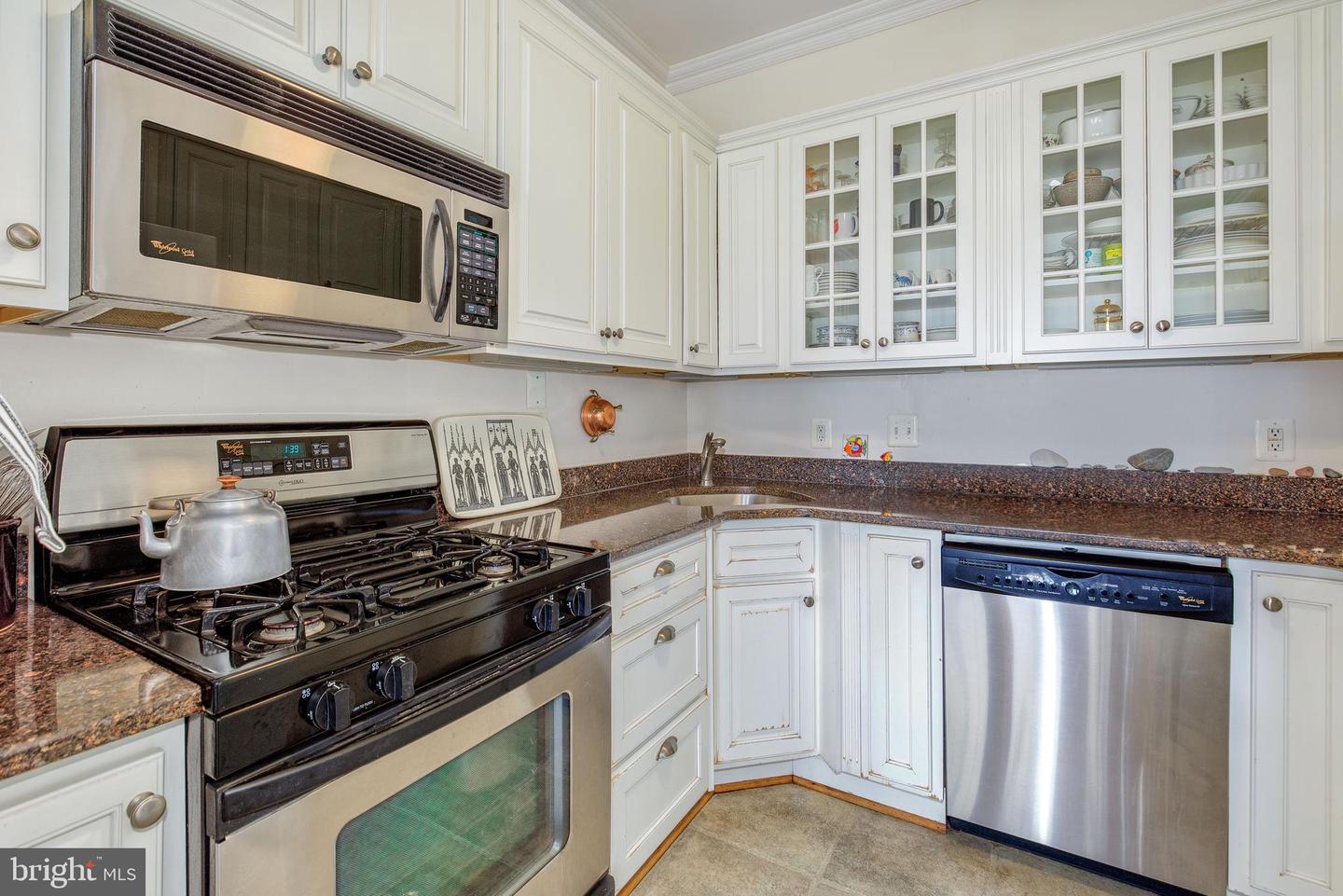 4000 CATHEDRAL AVE NW #516-B, WASHINGTON, District Of Columbia 20016, 2 Bedrooms Bedrooms, ,1 BathroomBathrooms,Residential,For sale,4000 CATHEDRAL AVE NW #516-B,DCDC2199612 MLS # DCDC2199612