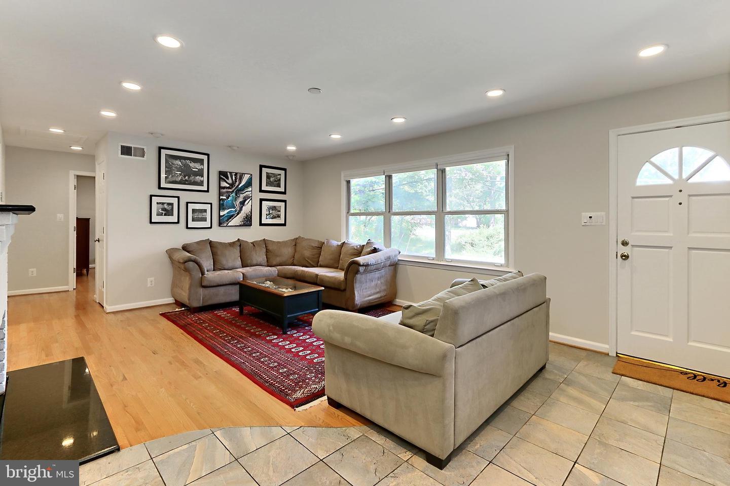 10621 OLD COLCHESTER RD, LORTON, Virginia 22079, 3 Bedrooms Bedrooms, ,2 BathroomsBathrooms,Residential,For sale,10621 OLD COLCHESTER RD,VAFX2239520 MLS # VAFX2239520