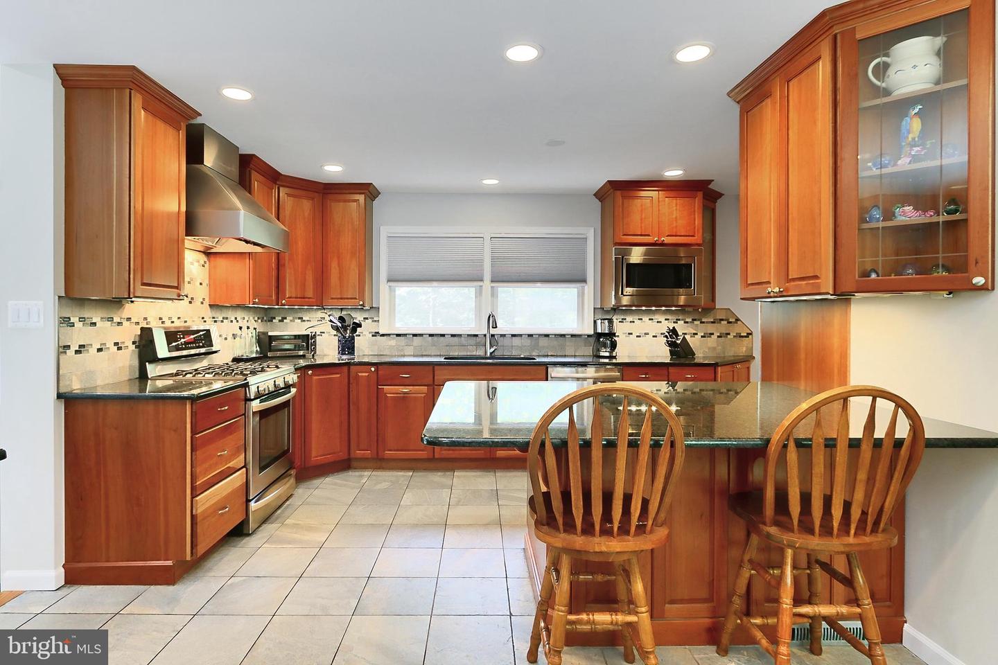 10621 OLD COLCHESTER RD, LORTON, Virginia 22079, 3 Bedrooms Bedrooms, ,2 BathroomsBathrooms,Residential,For sale,10621 OLD COLCHESTER RD,VAFX2239520 MLS # VAFX2239520