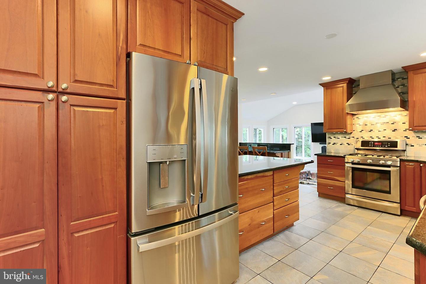 10621 OLD COLCHESTER RD, LORTON, Virginia 22079, 3 Bedrooms Bedrooms, ,2 BathroomsBathrooms,Residential,For sale,10621 OLD COLCHESTER RD,VAFX2239520 MLS # VAFX2239520
