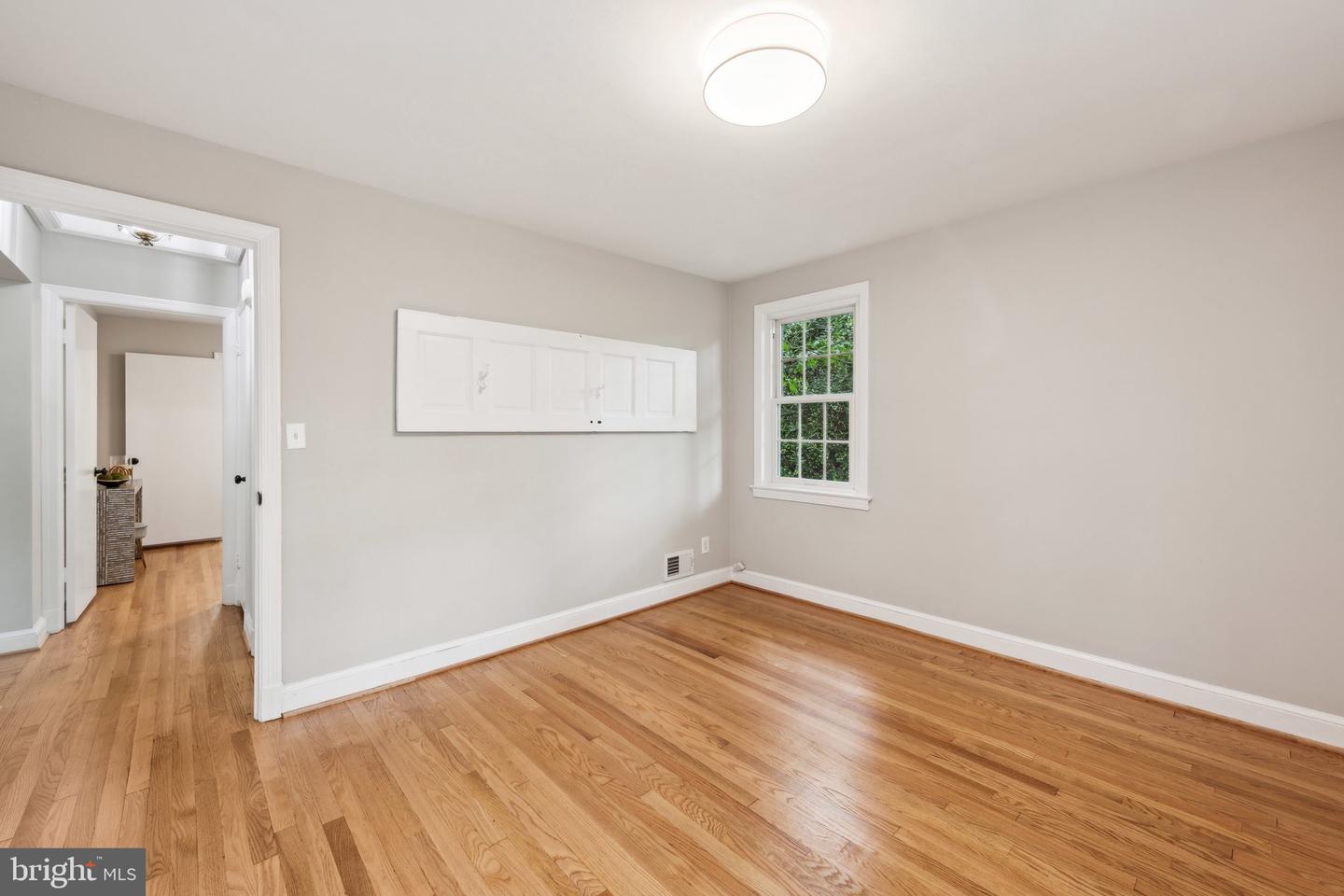 618 S QUINCY ST, ARLINGTON, Virginia 22204, 3 Bedrooms Bedrooms, ,3 BathroomsBathrooms,Residential,For sale,618 S QUINCY ST,VAAR2057252 MLS # VAAR2057252