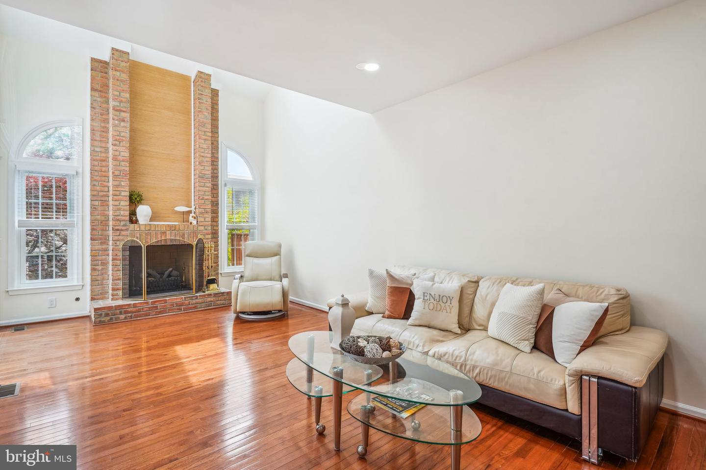 4630 LUXBERRY DR, FAIRFAX, Virginia 22032, 3 Bedrooms Bedrooms, ,3 BathroomsBathrooms,Residential,For sale,4630 LUXBERRY DR,VAFX2239612 MLS # VAFX2239612