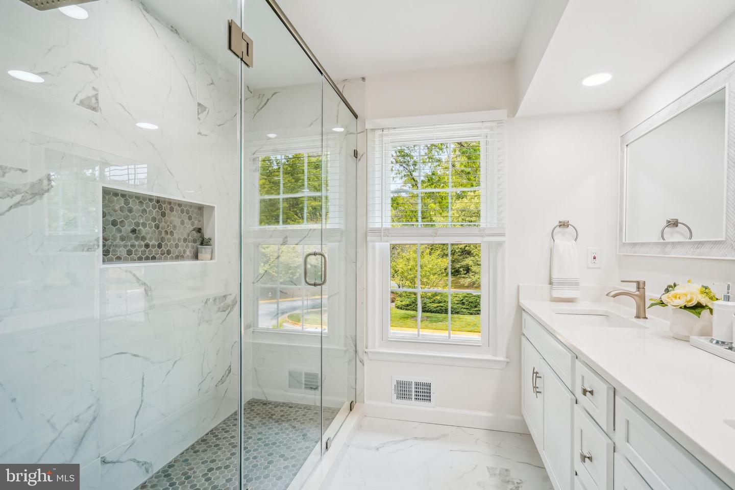 4630 LUXBERRY DR, FAIRFAX, Virginia 22032, 3 Bedrooms Bedrooms, ,3 BathroomsBathrooms,Residential,For sale,4630 LUXBERRY DR,VAFX2239612 MLS # VAFX2239612
