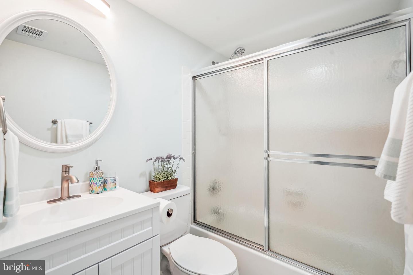 4630 LUXBERRY DR, FAIRFAX, Virginia 22032, 3 Bedrooms Bedrooms, ,3 BathroomsBathrooms,Residential,For sale,4630 LUXBERRY DR,VAFX2239612 MLS # VAFX2239612