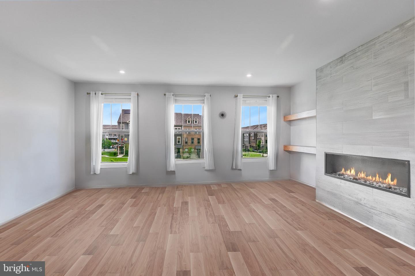 308 BODEGA TER SE, LEESBURG, Virginia 20175, 4 Bedrooms Bedrooms, ,3 BathroomsBathrooms,Residential,For sale,308 BODEGA TER SE,VALO2095998 MLS # VALO2095998