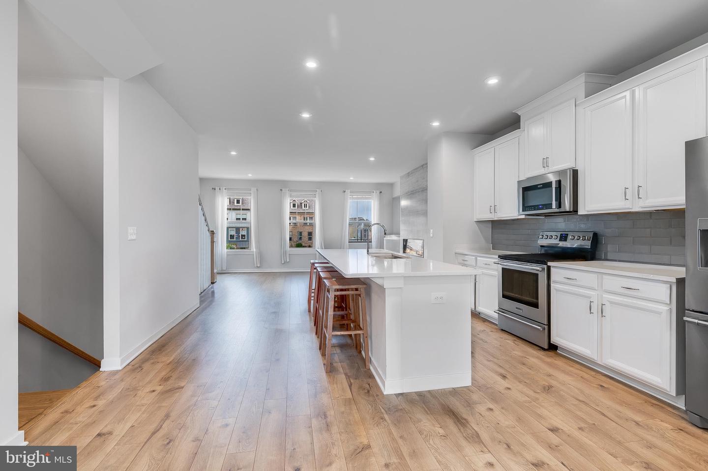 308 BODEGA TER SE, LEESBURG, Virginia 20175, 4 Bedrooms Bedrooms, ,3 BathroomsBathrooms,Residential,For sale,308 BODEGA TER SE,VALO2095998 MLS # VALO2095998