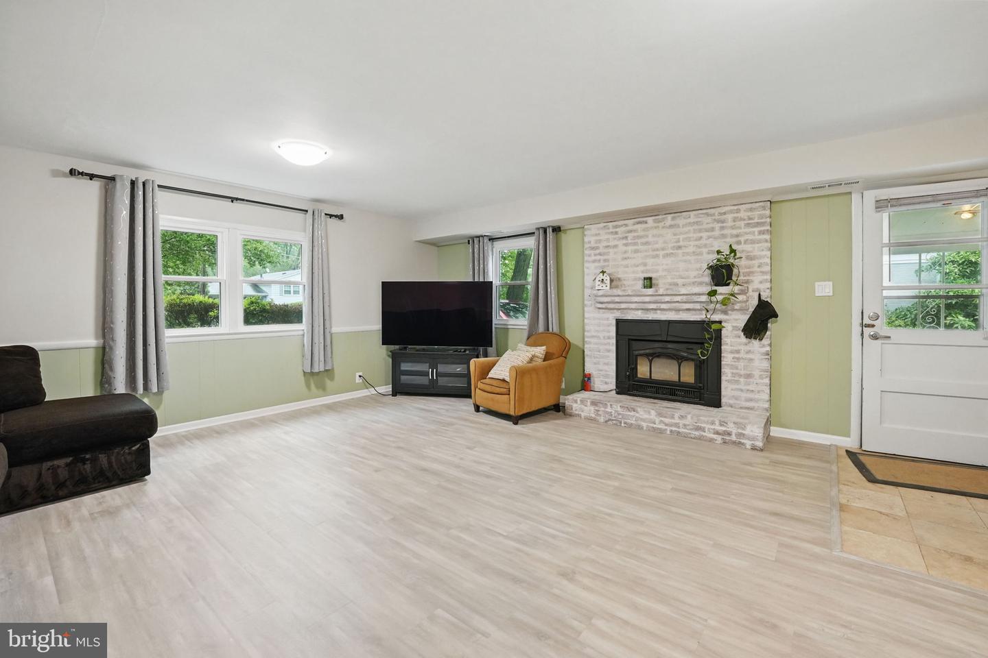 1810 SUSQUEHANNOCK DR, MCLEAN, Virginia 22101, 4 Bedrooms Bedrooms, ,3 BathroomsBathrooms,Residential,For sale,1810 SUSQUEHANNOCK DR,VAFX2239690 MLS # VAFX2239690